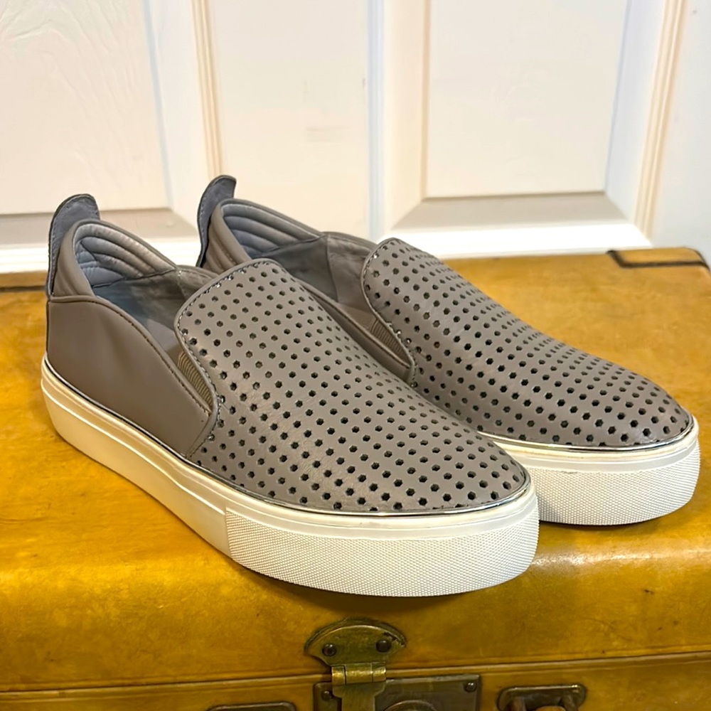 WISHBONE LOAFERS SLIP ON Grey SIZE 9.5 / 9 worn once vent holes on top